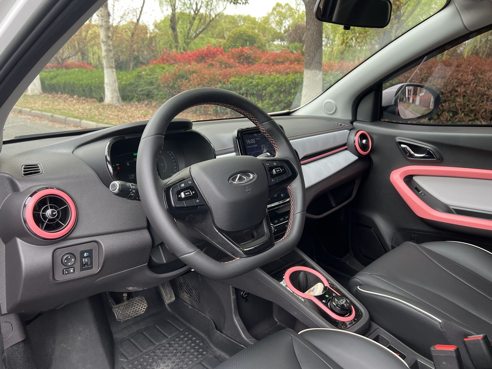Chery 2022 eQ1 Sweet Pink Half Sugar Edition LFP 30kW 301km (facelift)
