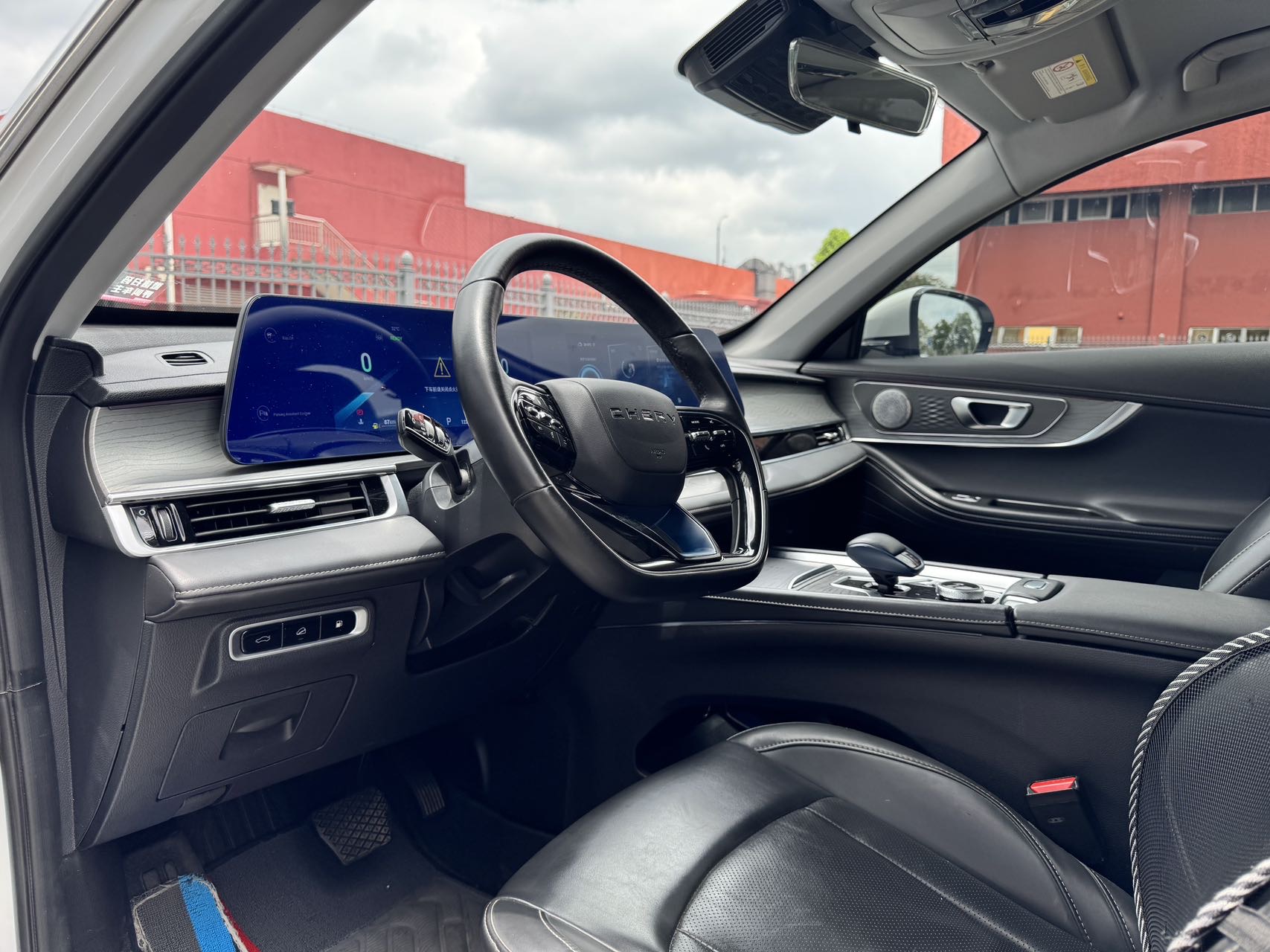 奇瑞 瑞虎8 PRO 新能源 2023款 瑞虎8 PRO PHEV 1.5T 悠享版