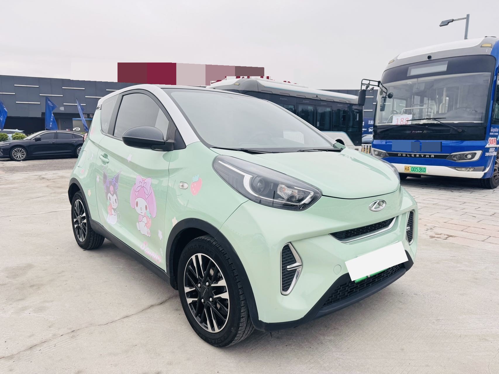 奇瑞 2022款 eQ1 甜粉款 半糖版 三元锂 30kW 301km(改款)