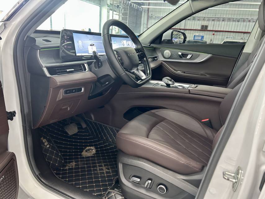 Chery 2024 Tiggo 8 PRO 2.0T 390T Champion Edition 2WD Aoshi Edition 7-Seater