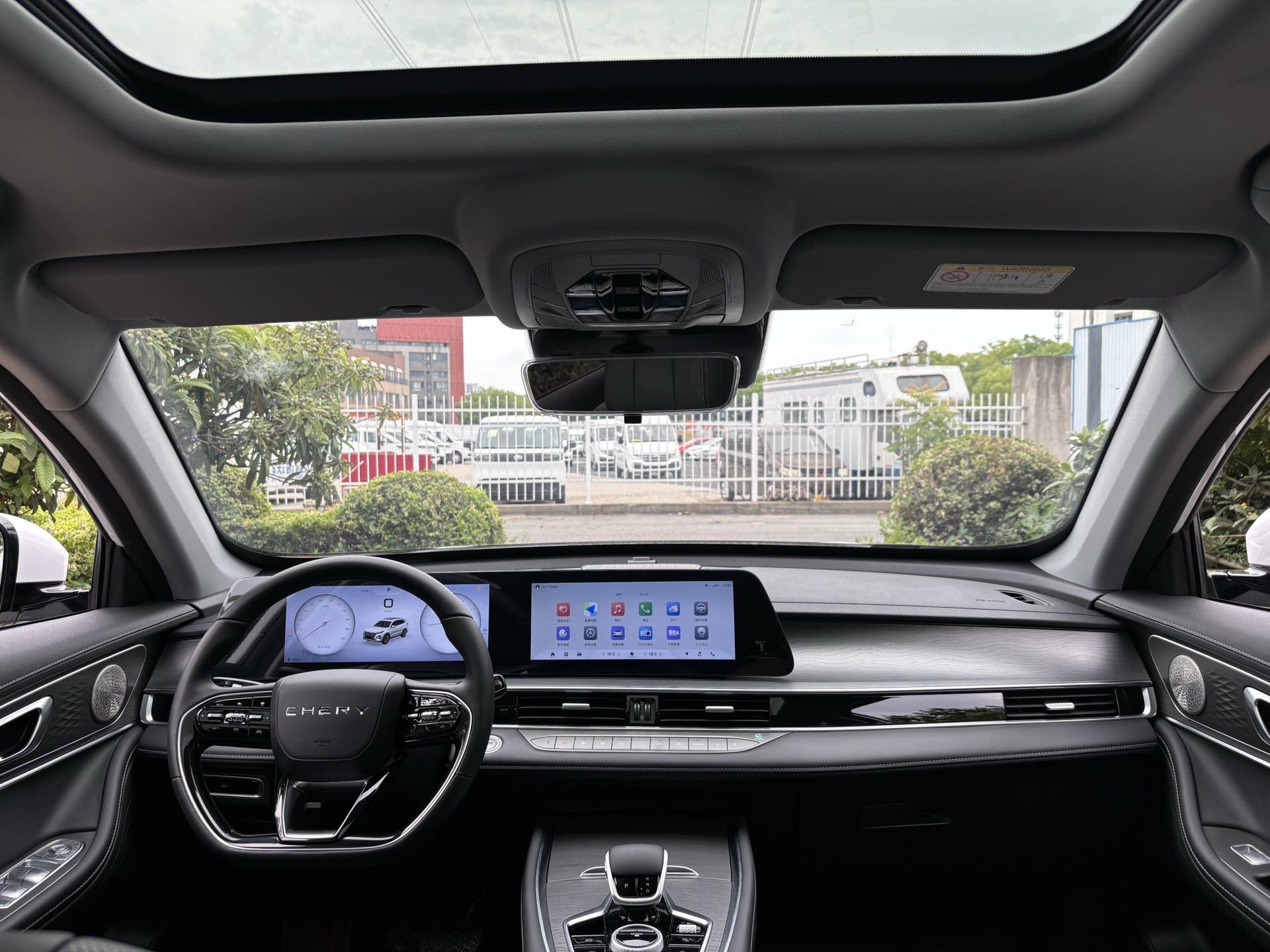 Chery 2025 Tiggo 8 PRO 1.6T 290T 2WD Luxury Edition