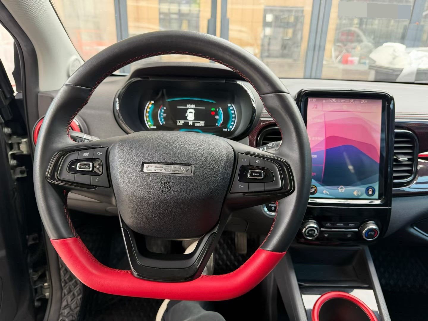 奇瑞 2022款 eQ1 甜粉款 半糖版 磷酸铁锂 30kW 301km(改款)