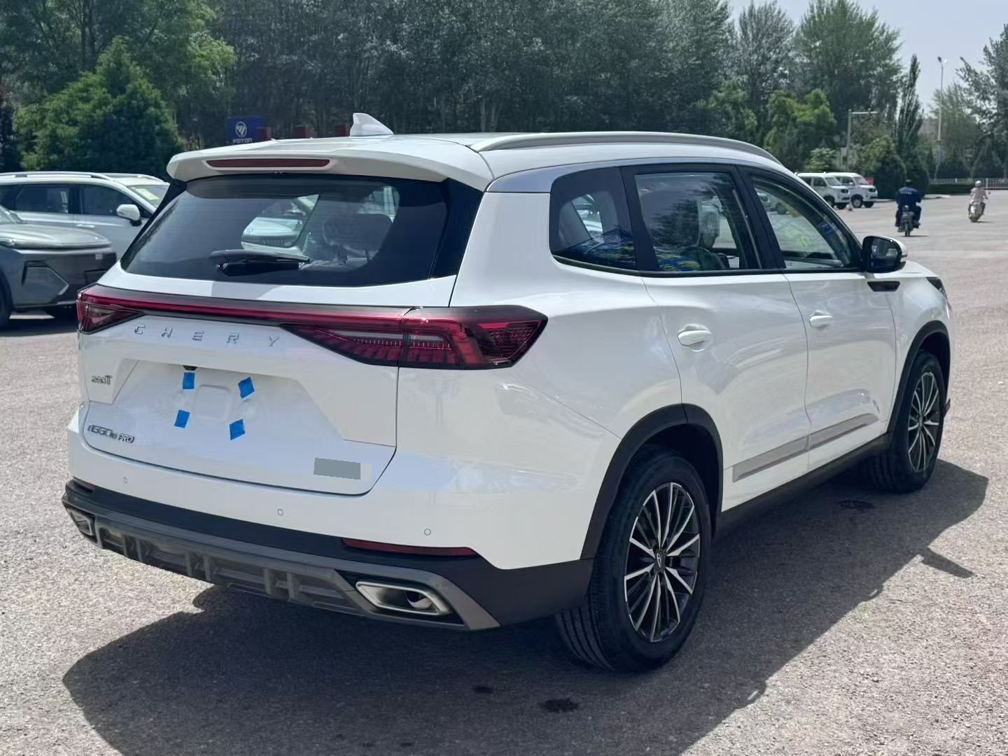 Chery 2025 Tiggo 8 PRO 1.6T 290T 2WD Luxury Edition