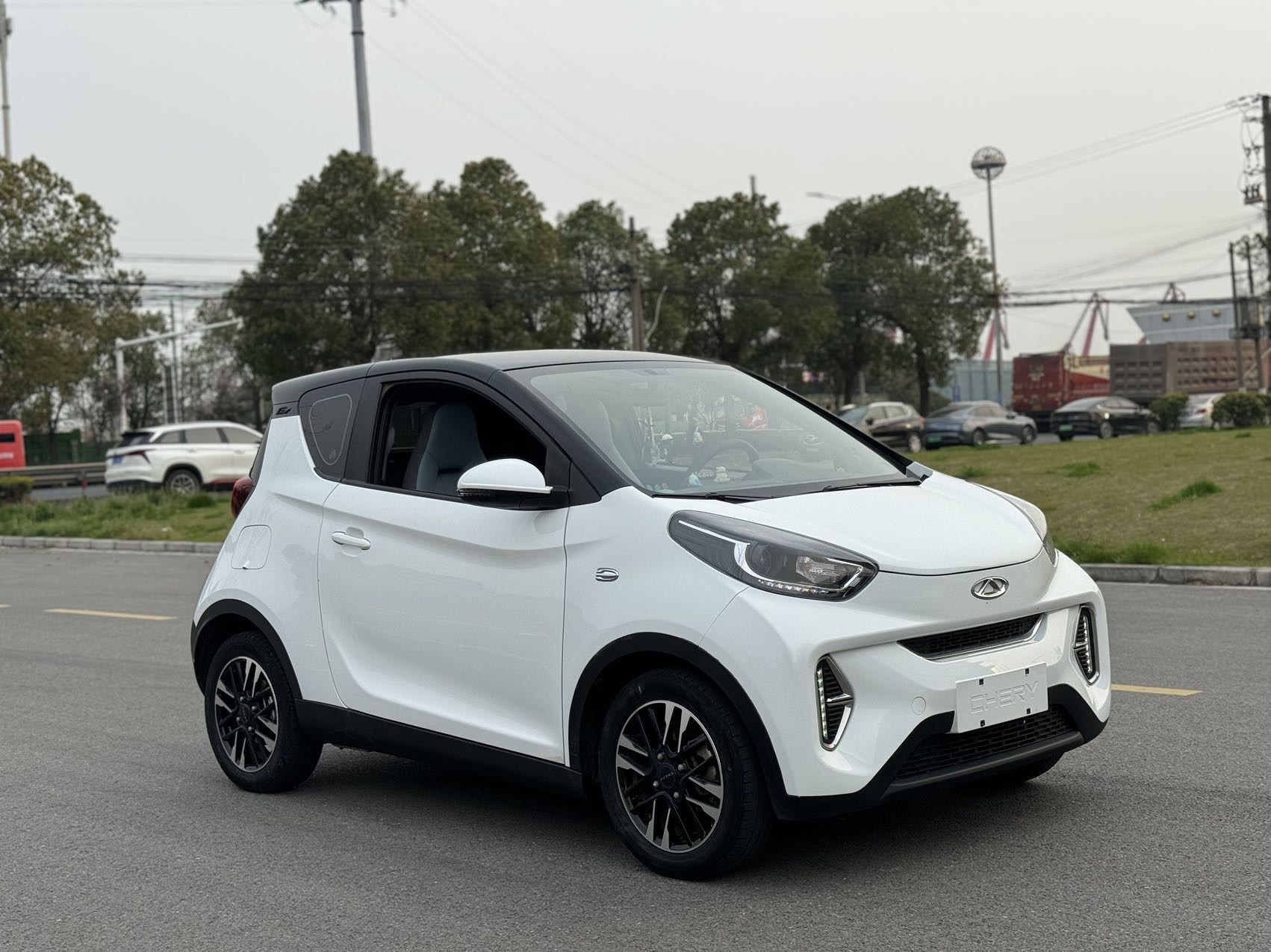 Chery 2022 eQ1 Sweet Pink Full Sugar Edition LFP 30.7kWh 30kW 301km (Facelift 2)