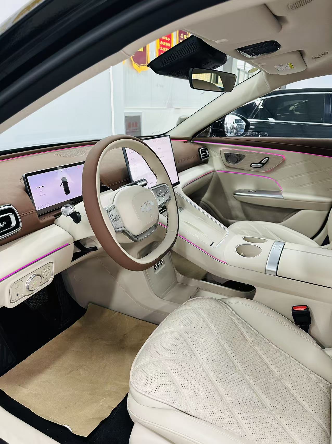 Chery 2025 Fengyun A9L 1.5T 4WD High-Performance Peak Edition