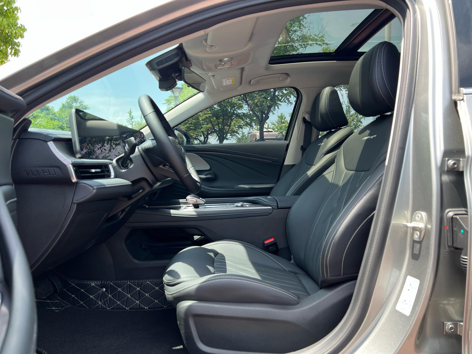 Chery 2025 Arrizo 8 1.6T Zhi
