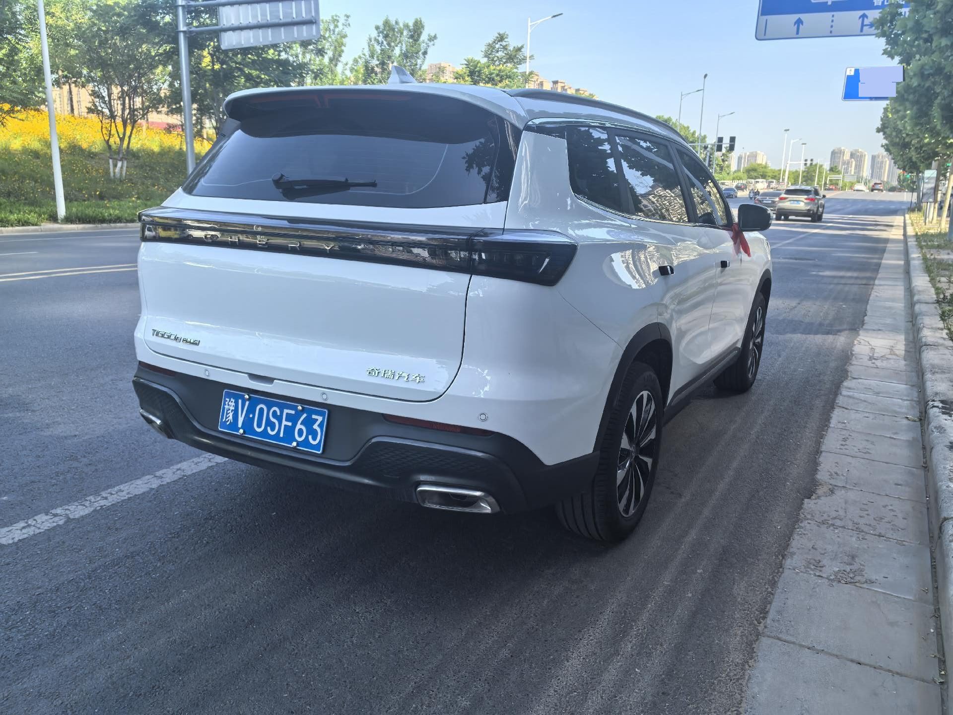 奇瑞 2025款 瑞虎8 PLUS 1.6TGDI 290TGDI 乘风版5座