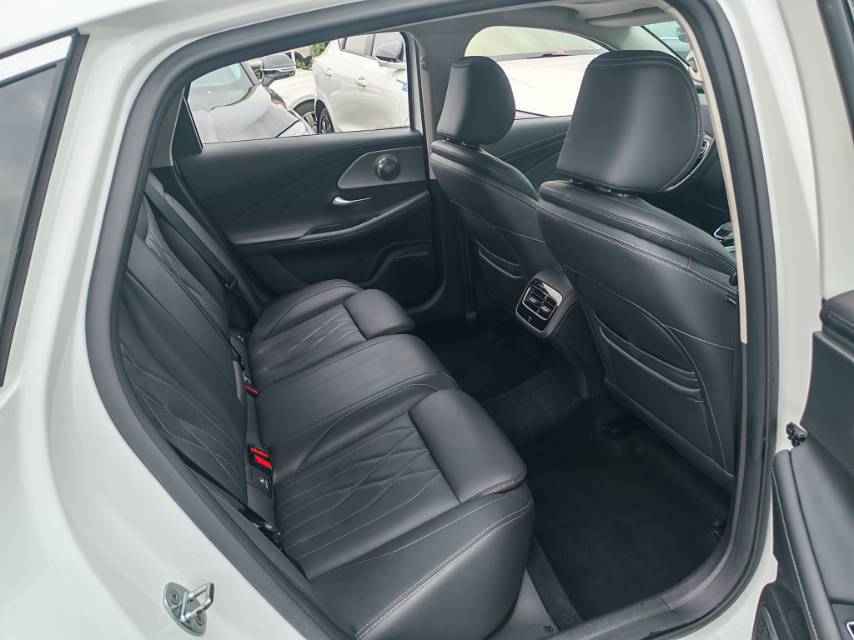 Chery 2022 Arrizo 8 1.6T Shang
