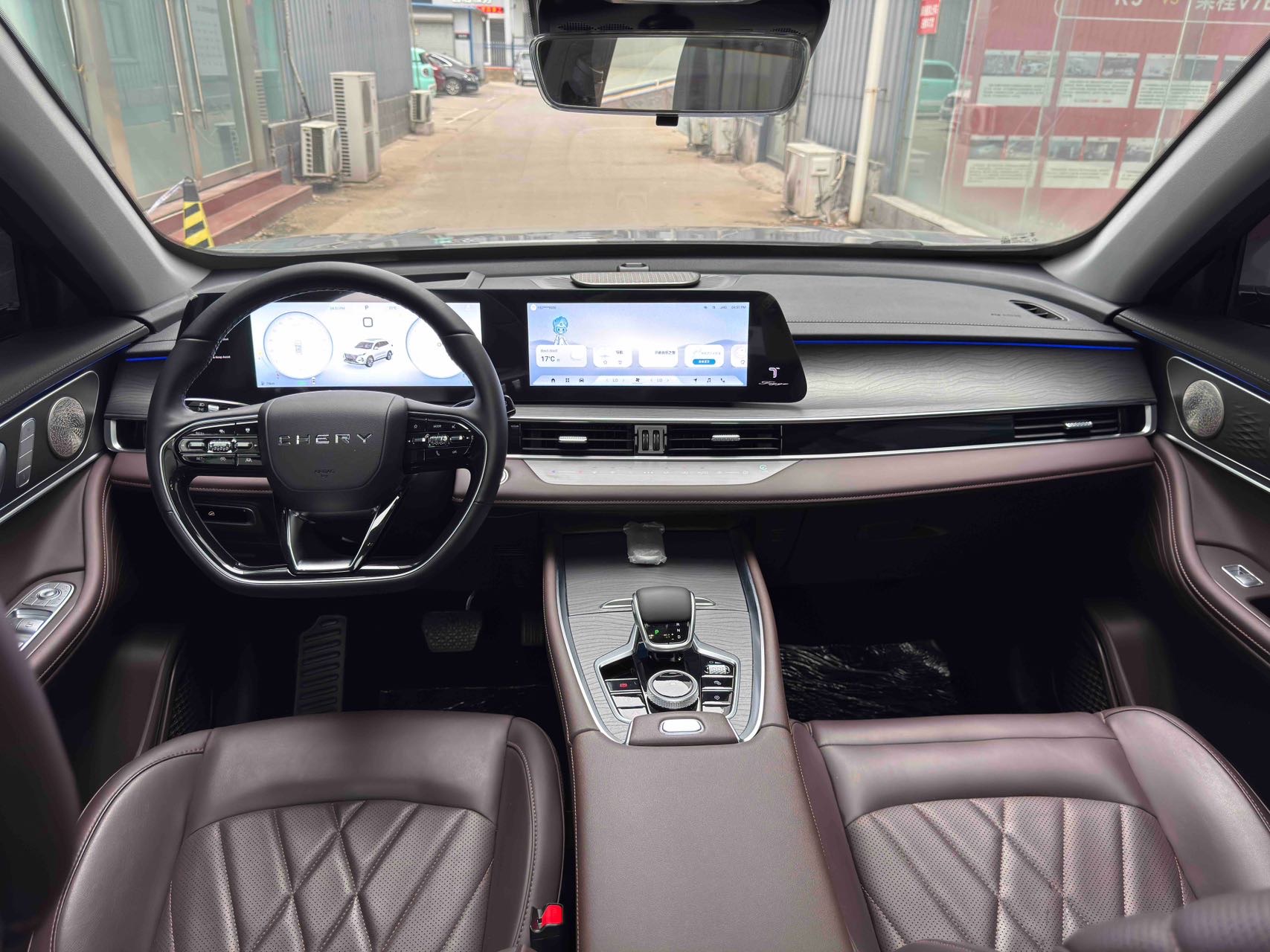 Chery 2024 Tiggo 8 PRO 2.0T 390T Champion Edition 2WD Peak Edition 7-Seater