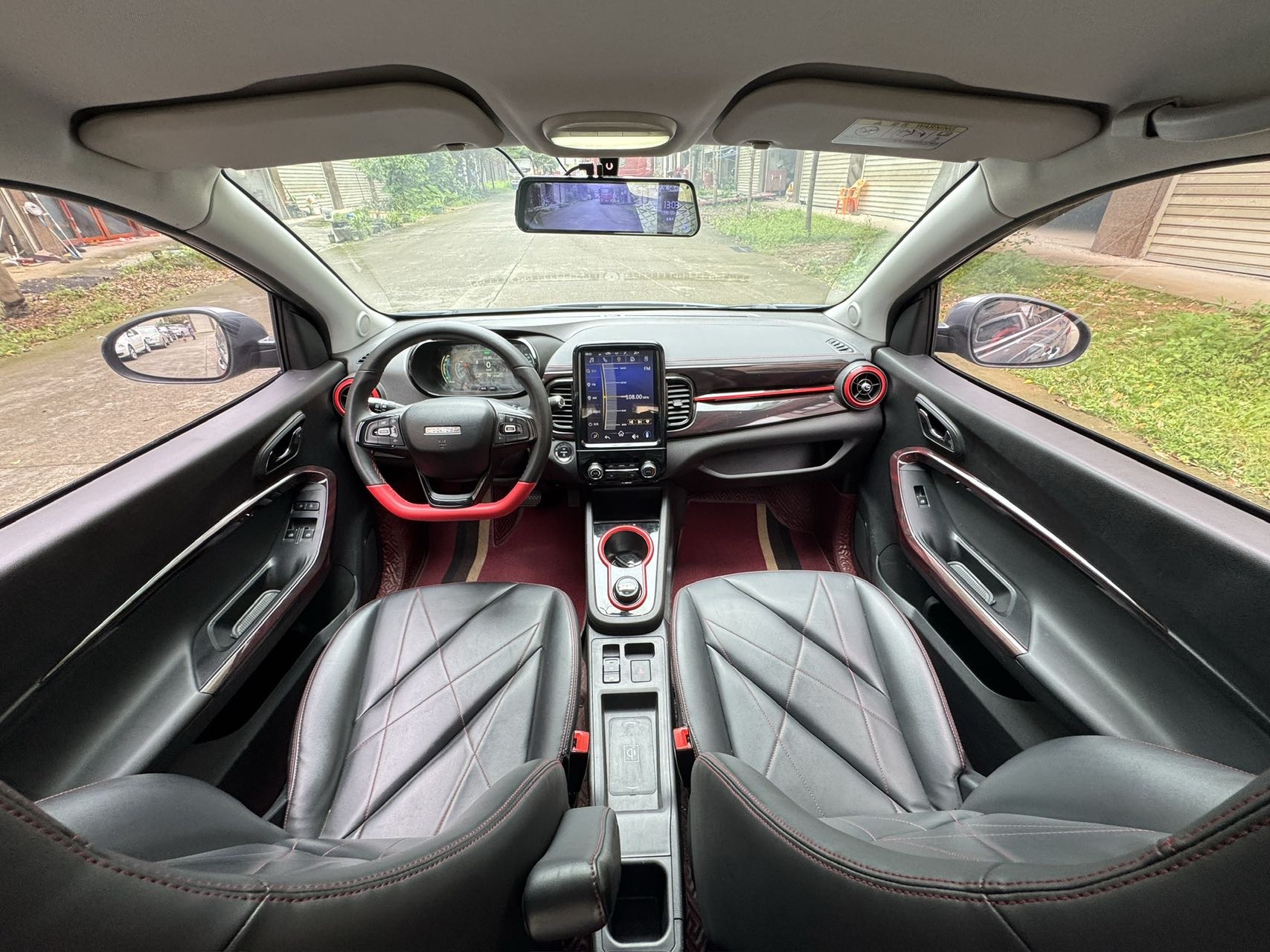 Chery 2022 eQ1 Sweet Pink Half Sugar Edition LFP 30kW 301km (Facelift)