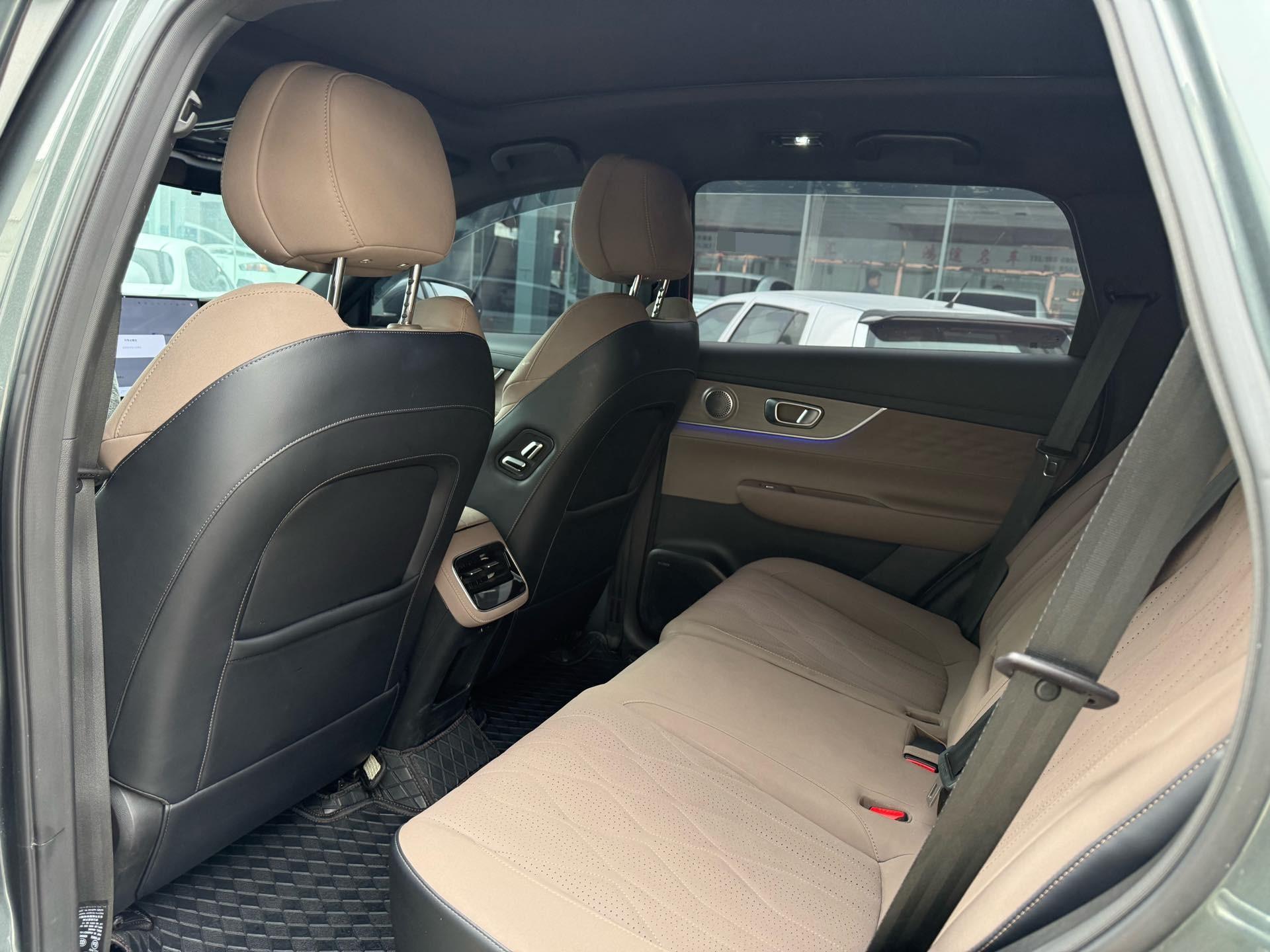 Chery 2025 Tiggo 8 PLUS 1.6TGDI 290TGDI Premium