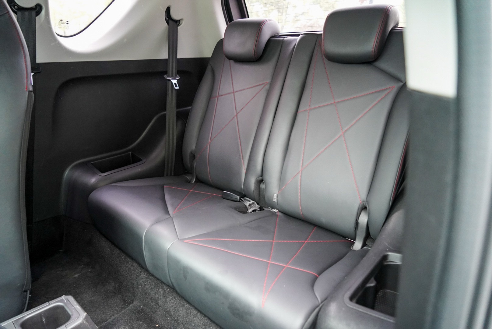 奇瑞 2022款 eQ1 甜粉款 半糖版 三元锂 30kW 301km