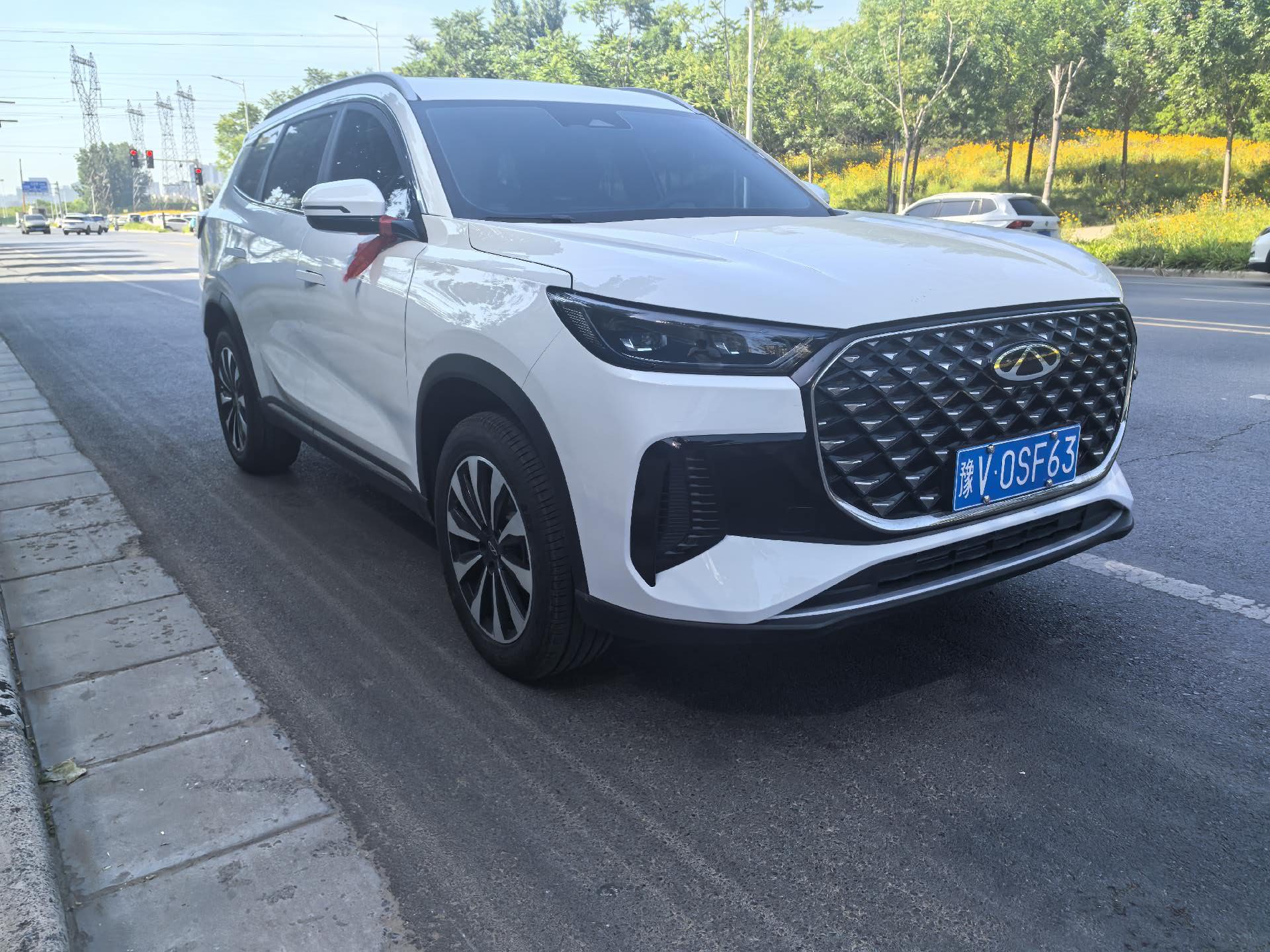 奇瑞 2025款 瑞虎8 PLUS 1.6TGDI 290TGDI 乘风版5座