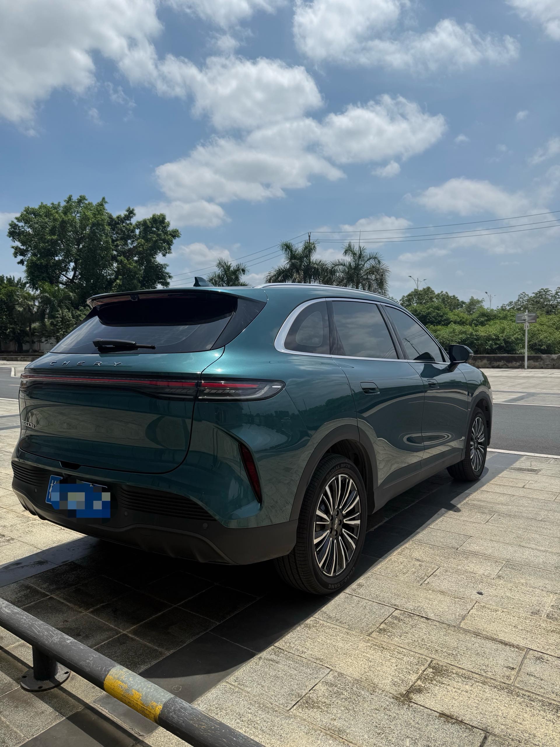 Chery 2026 Tiggo 8 1.6T Kunpeng Edition Premium