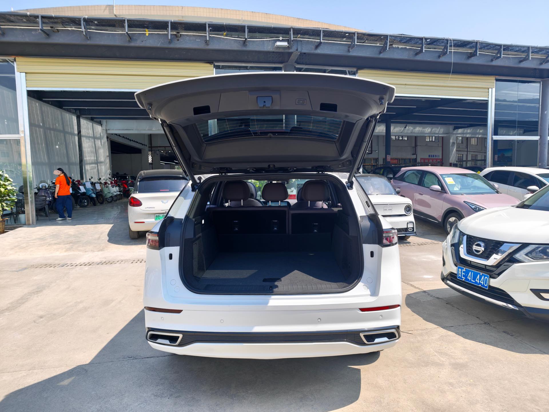 Chery 2025 Tiggo 9 2.0T 2WD Premium 5-Seater