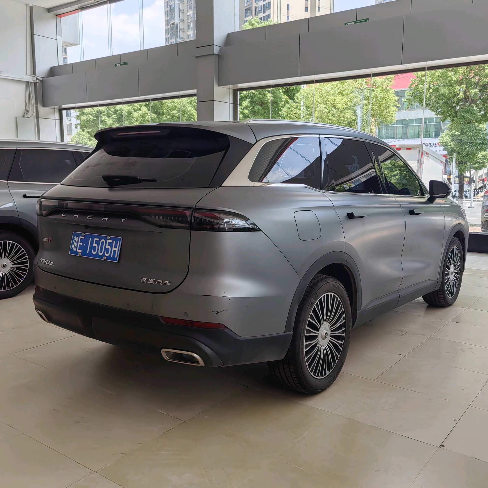奇瑞 2024款 瑞虎8 L 2.0T 两驱尊贵版5座