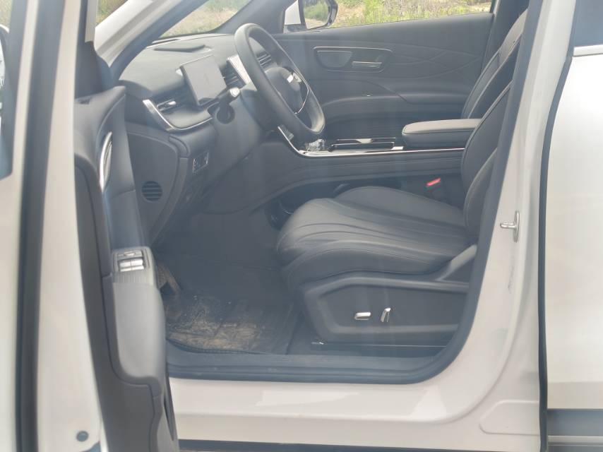 Chery 2026 Tiggo 8 1.6T Leopard Kunpeng Edition Luxury