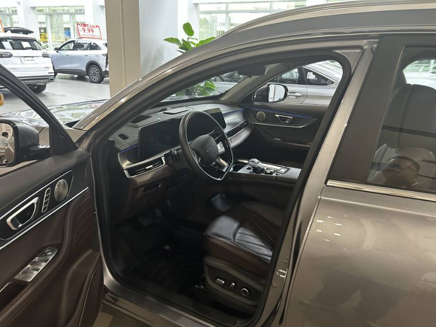 Chery 2024 Tiggo 8 PRO 2.0T 390T Champion Edition 2WD Peak Edition 7-Seater