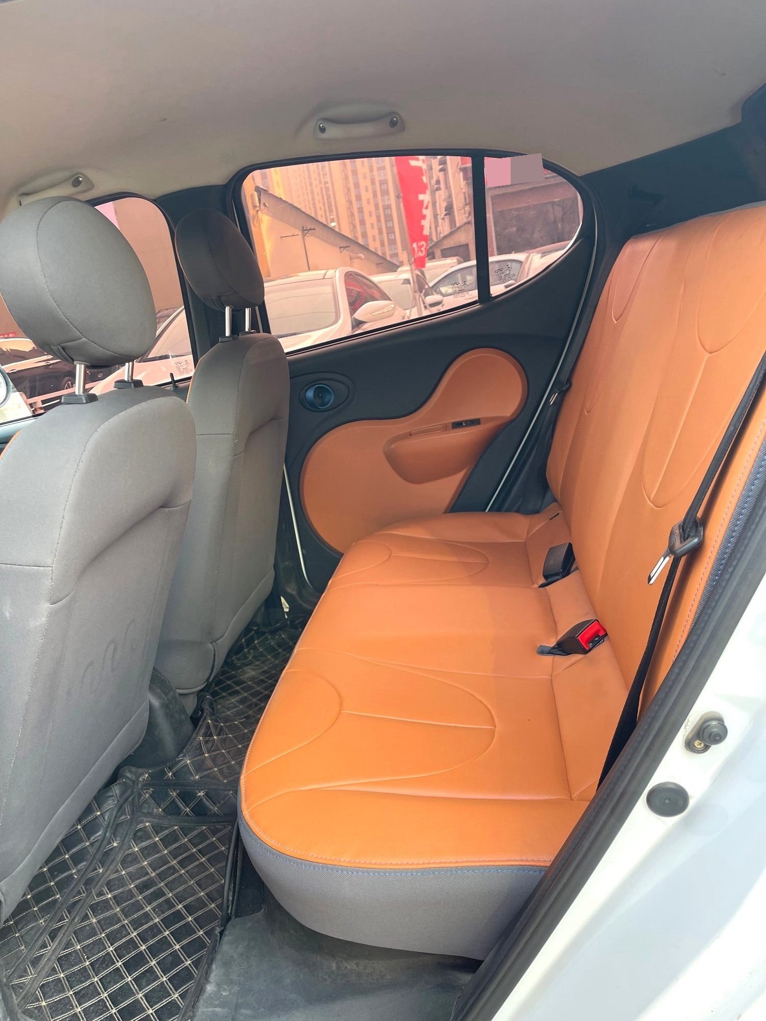 Chery 2015 eQ Luxury
