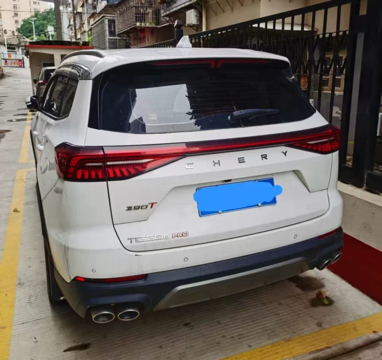 奇瑞 2022款 瑞虎8 PRO 2.0T 390T 两驱天穹版5座