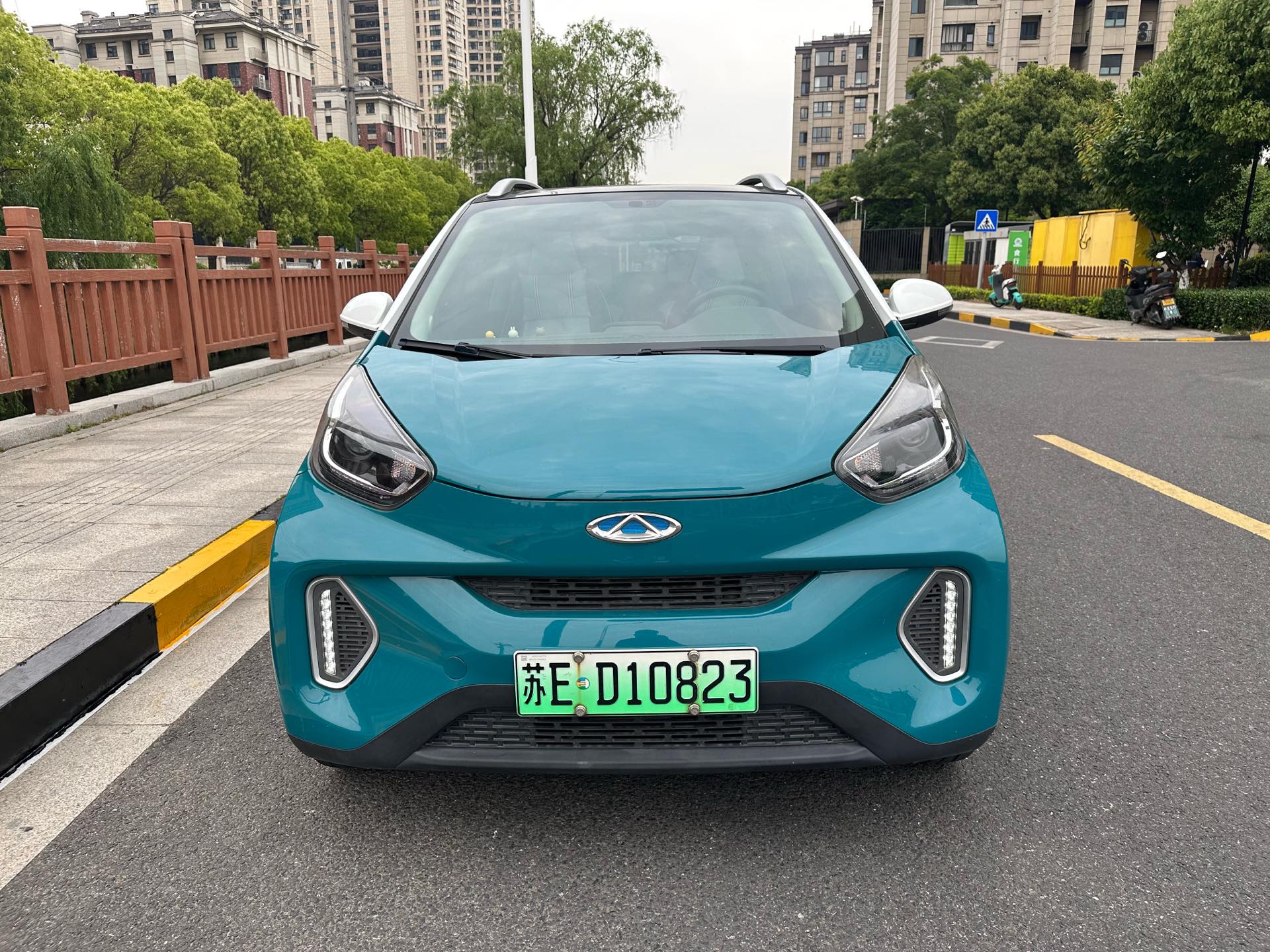 奇瑞 2021款 eQ1 15万蚁粉款 新蚁炫版 磷酸铁锂