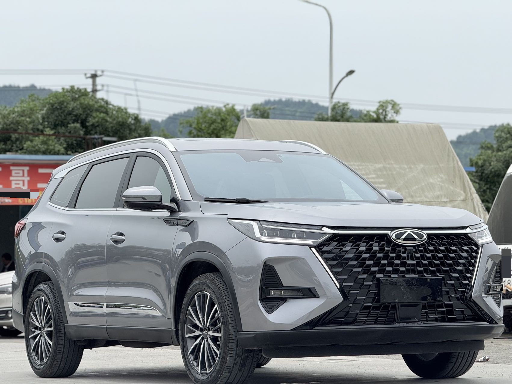 奇瑞 2025款 瑞虎8 PRO 1.6T 290T 两驱豪华+