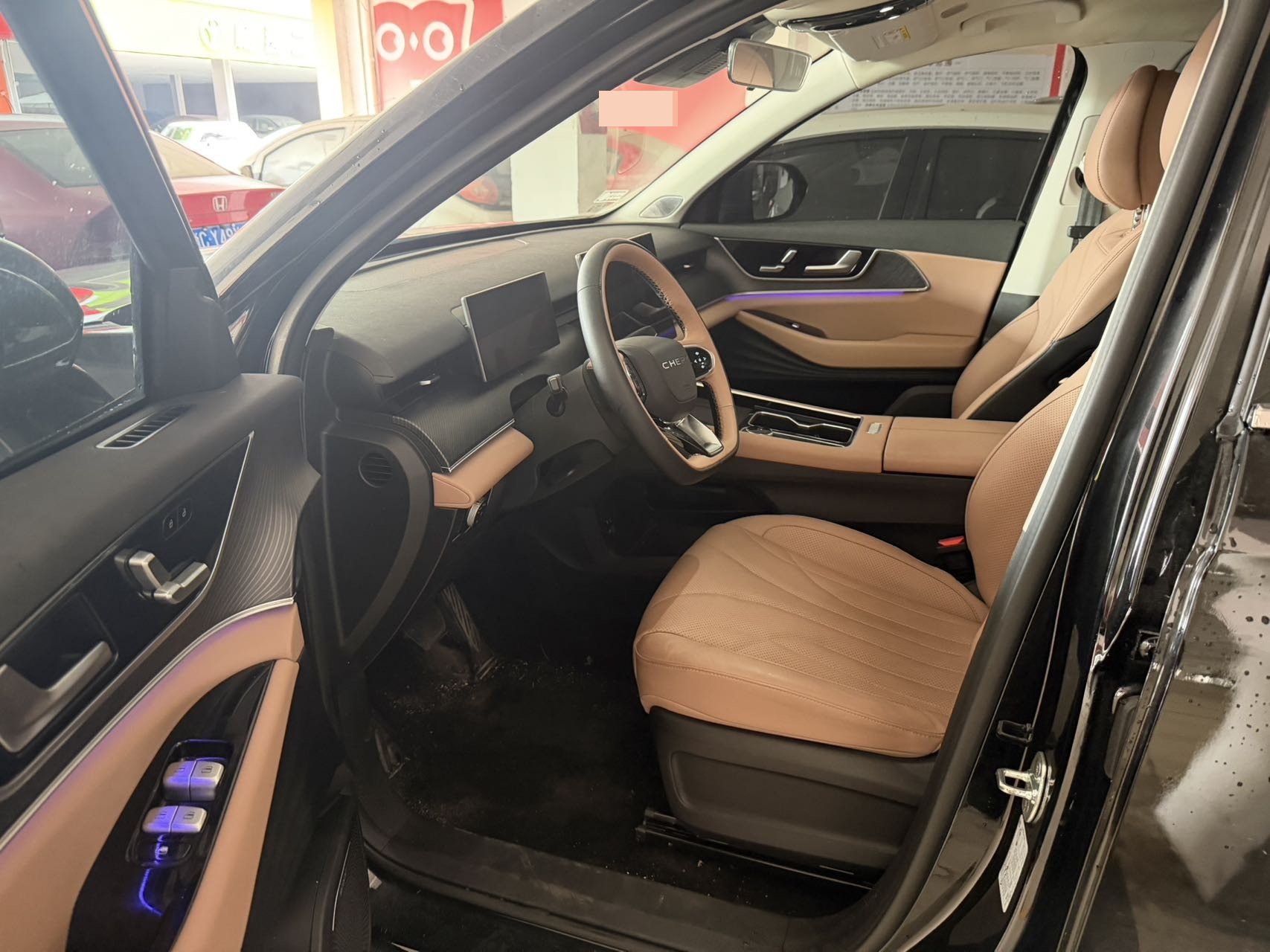 Chery 2024 Tiggo 8 L 2.0T 2WD Luxury 7-Seater