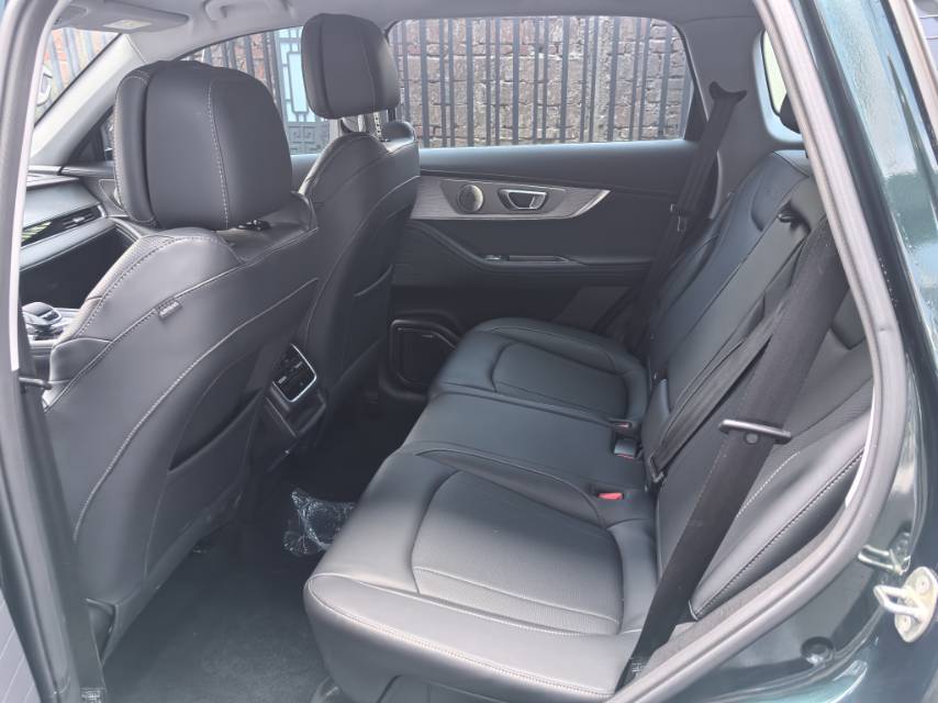 Chery 2025 Tiggo 8 PRO 1.6T 290T 2WD Premium Edition
