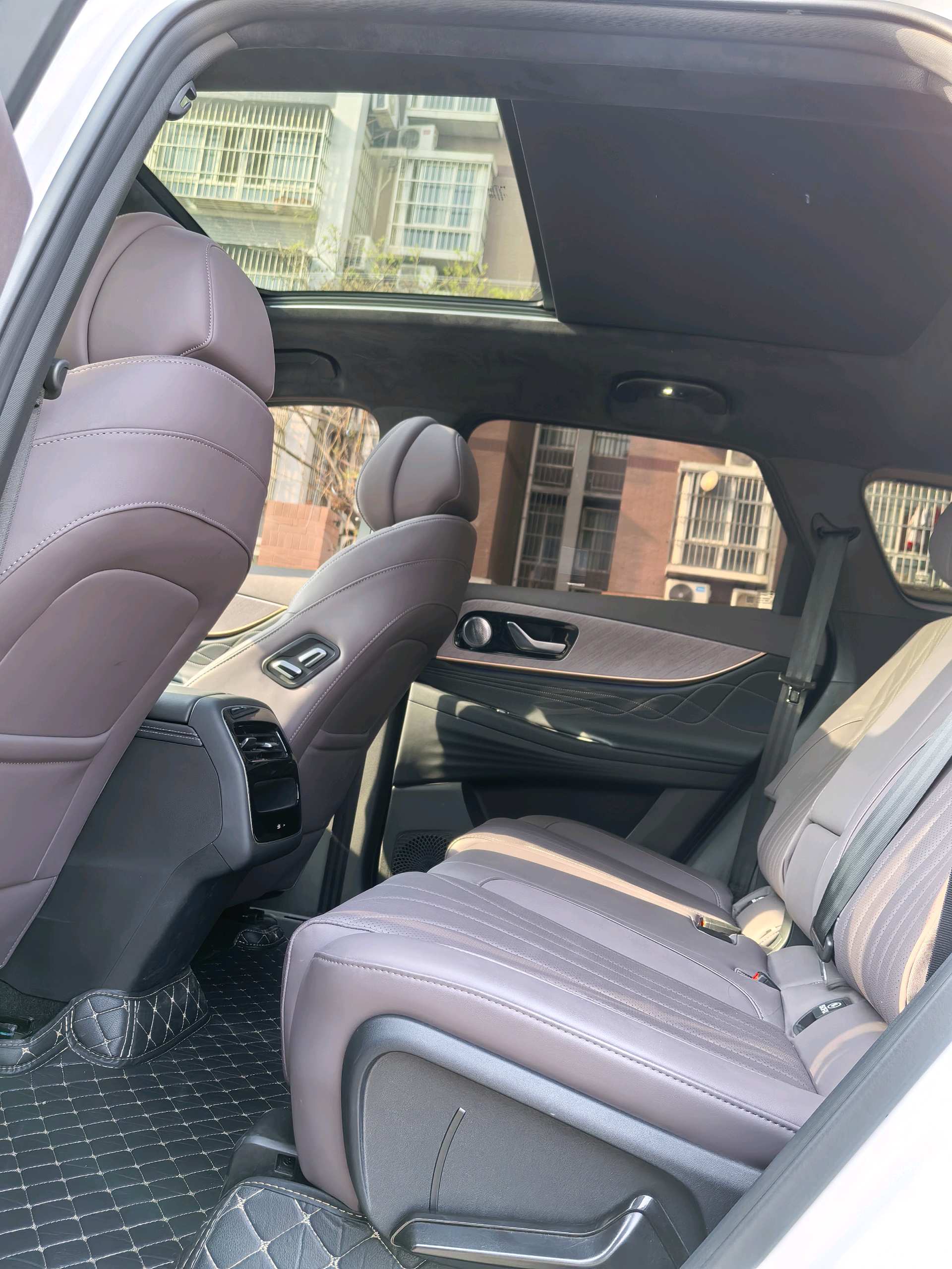 Chery 2025 Tiggo 9 2.0T 2WD Premium 5-Seater