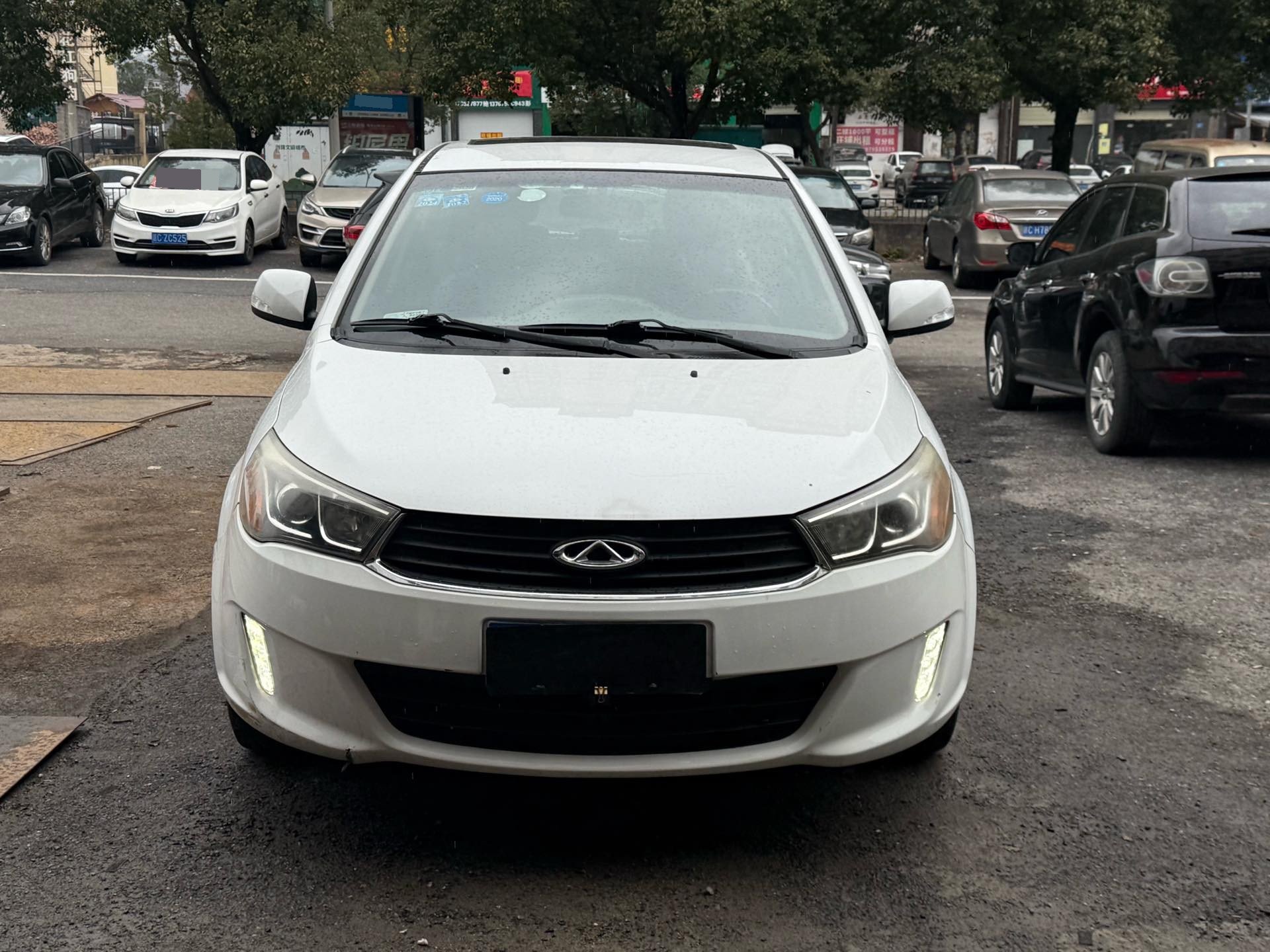 Chery 2015 Arrizo M7 2.0 CVT Wide Enjoy Edition 223 Seats