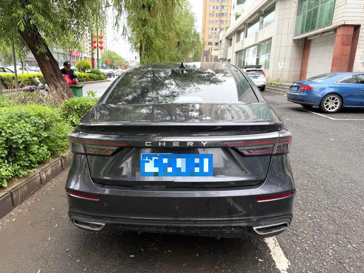 奇瑞 2021款 艾瑞泽5 PLUS 1.5T 无级 小AI艾粉PLUS