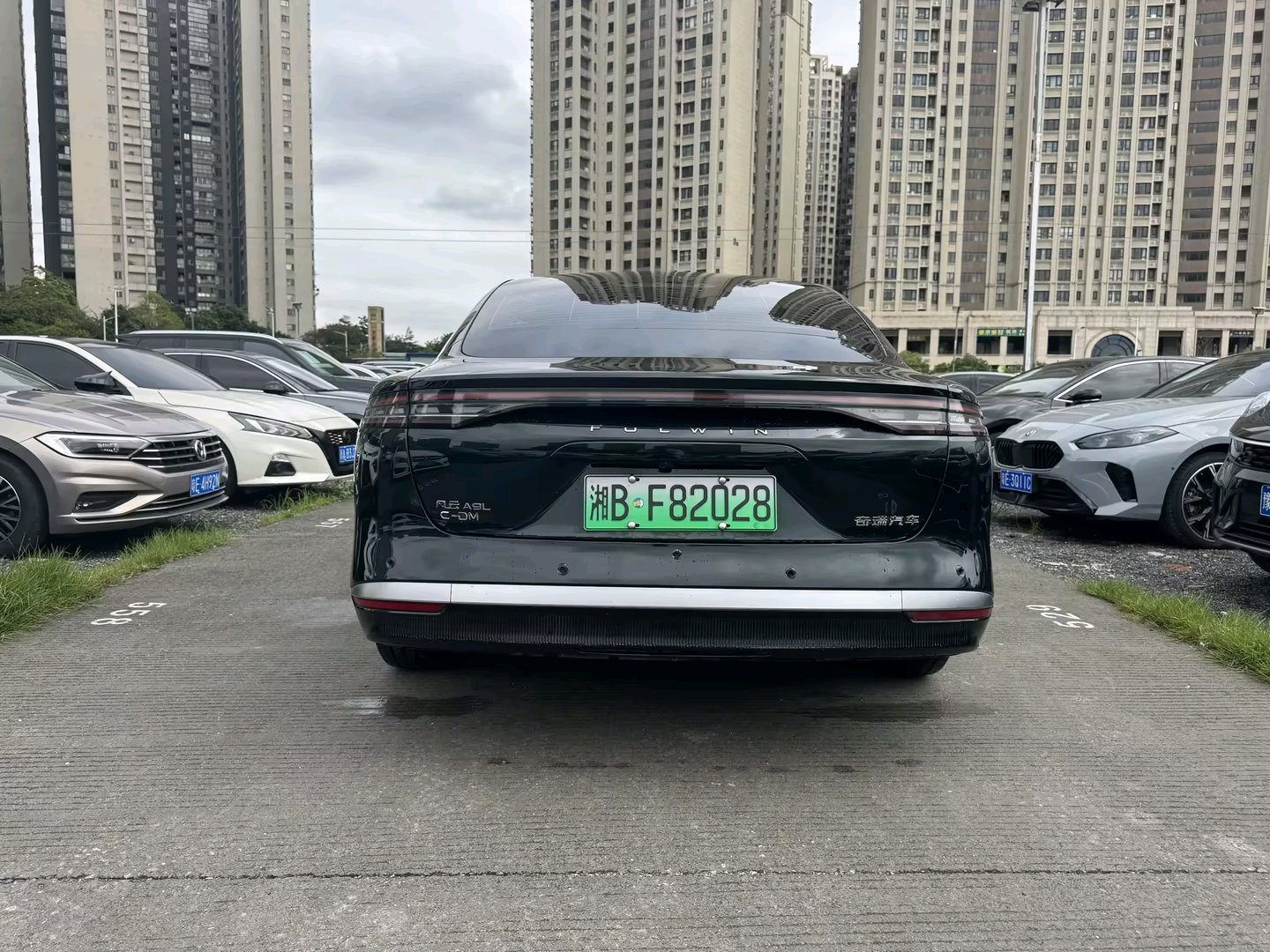 Chery 2025 Fengyun A9L 1.5T 260 Ultra Long Range Premium Edition