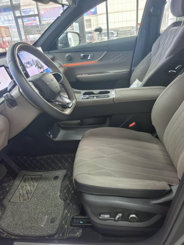 Chery 2025 Tiggo 8 PLUS 1.6TGDI 290TGDI Premium