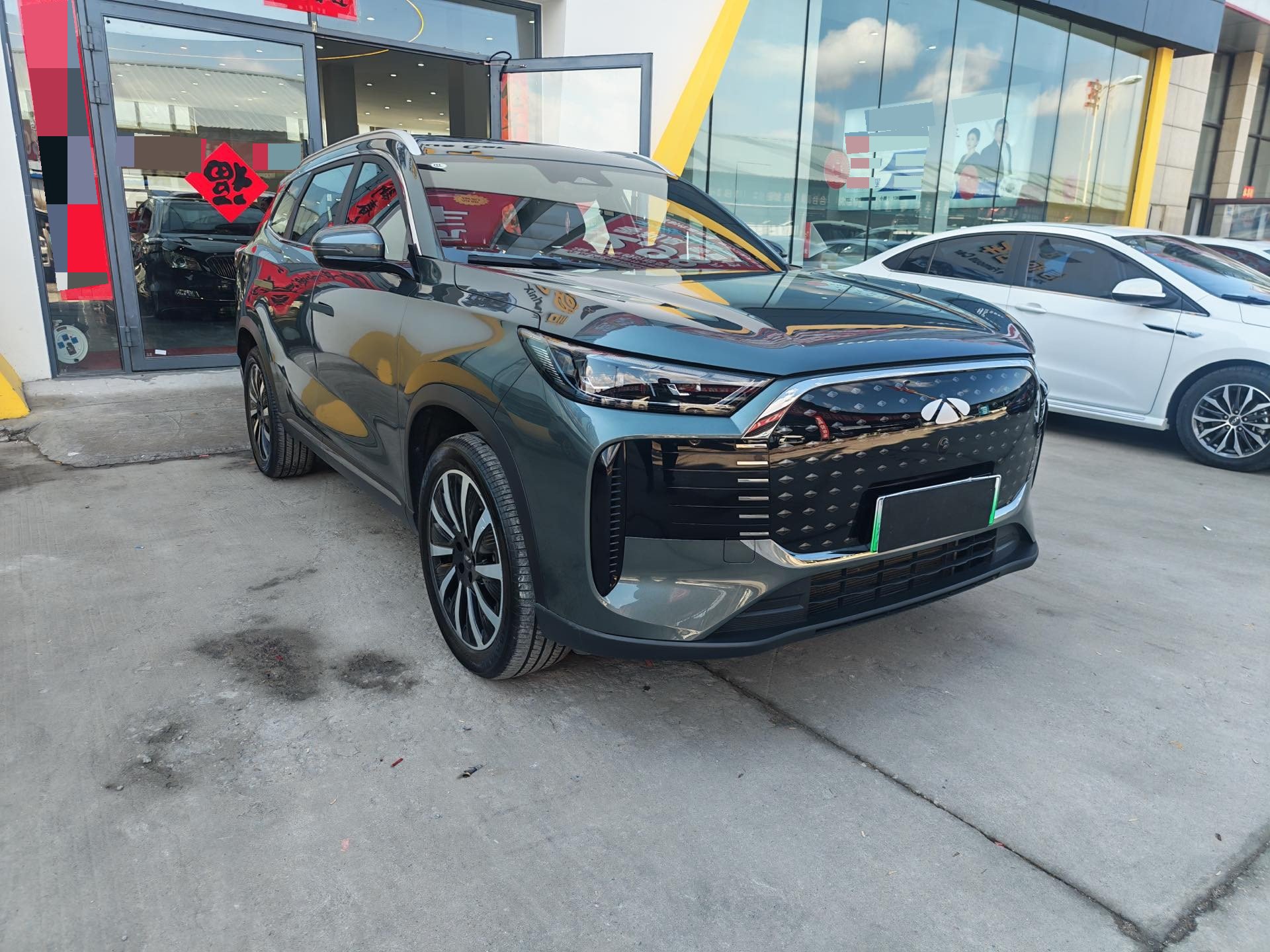 奇瑞 2025款 风云T8 1.5T 130km 尊享版5座