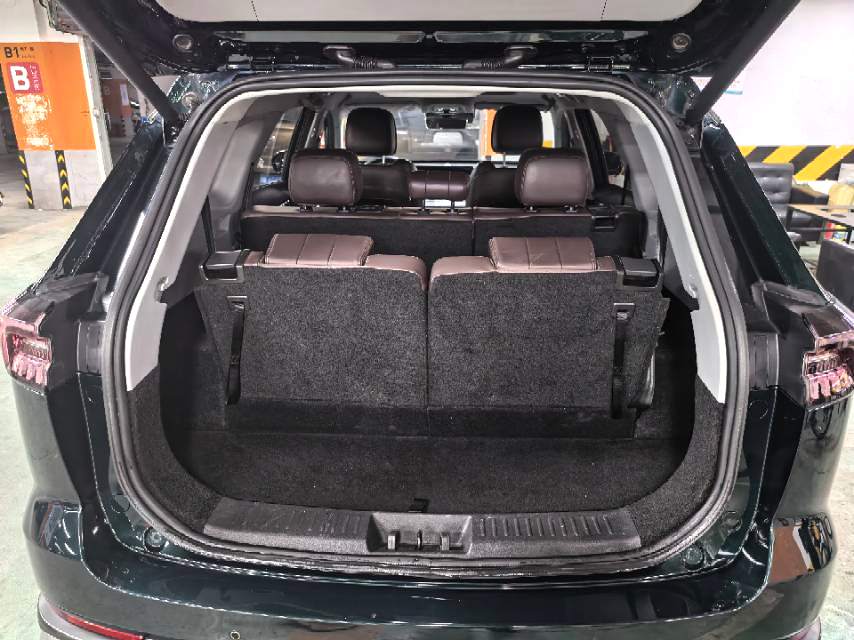 Chery 2024 Tiggo 8 PRO 1.6T 290T Champion Edition 2WD Peak Edition 7-Seater