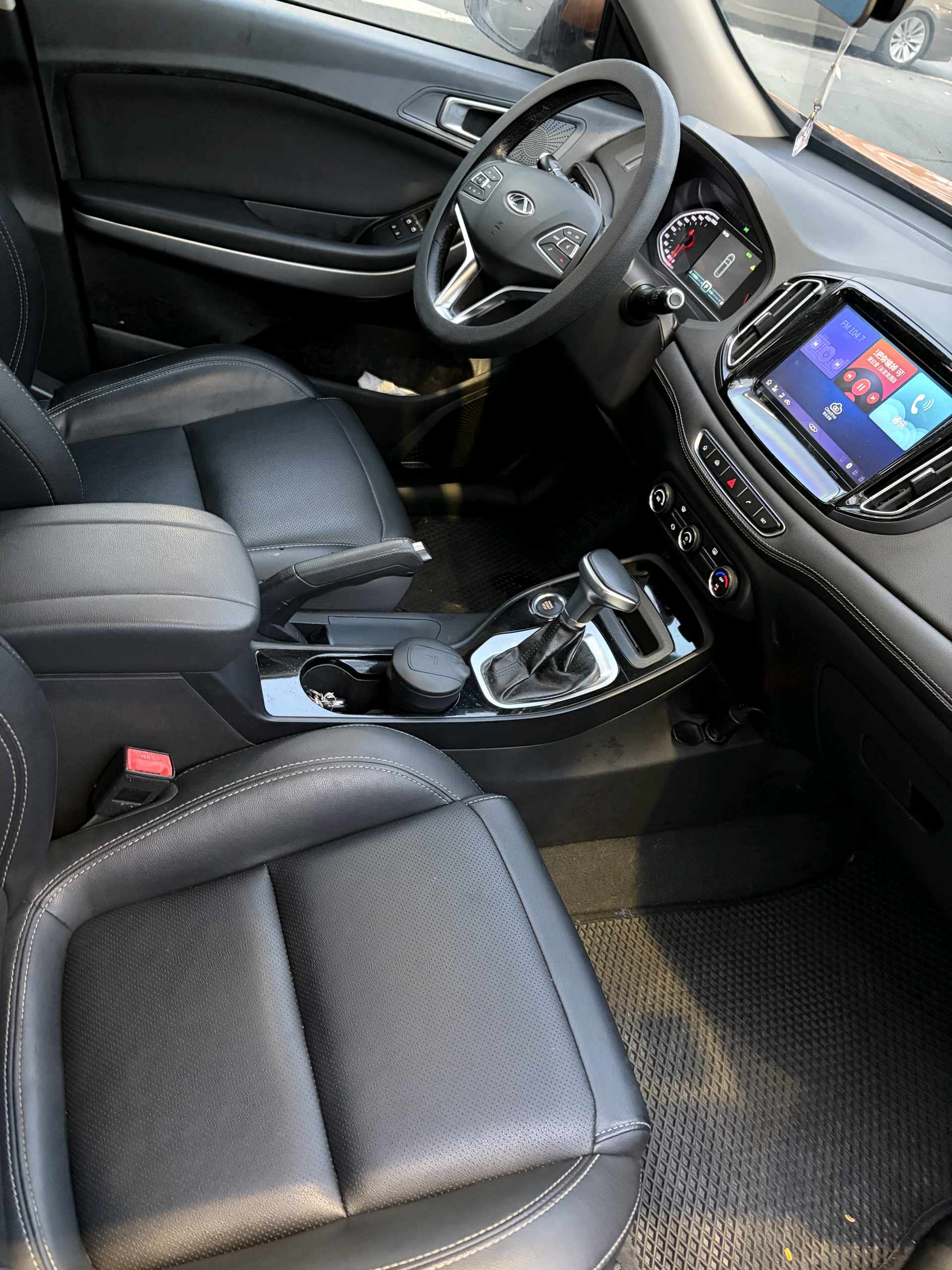 奇瑞 2017款 瑞虎7 SPORT 1.5T 精英版