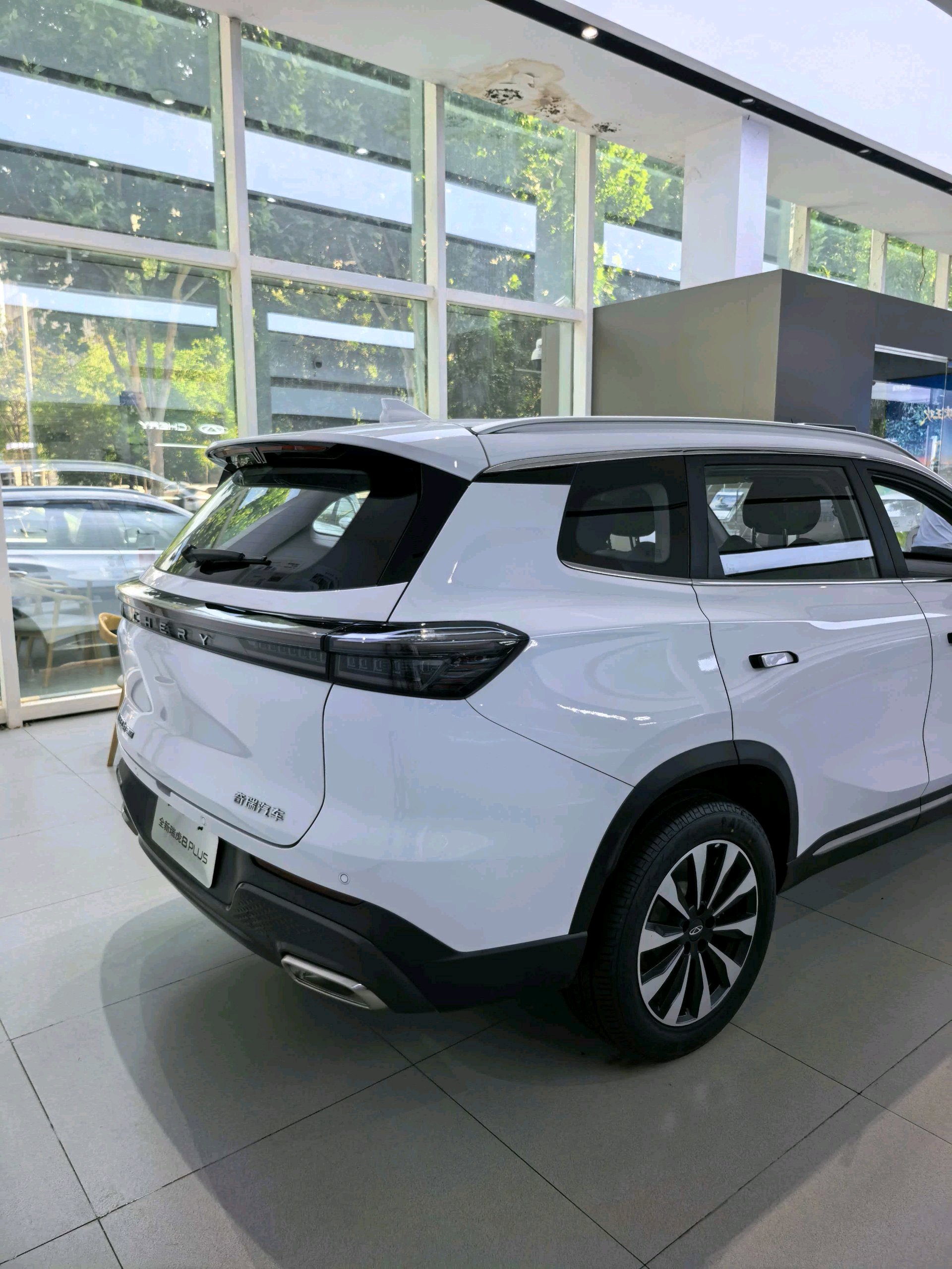 Chery 2025 Tiggo 8 PLUS 1.6TGDI 290TGDI Luxury