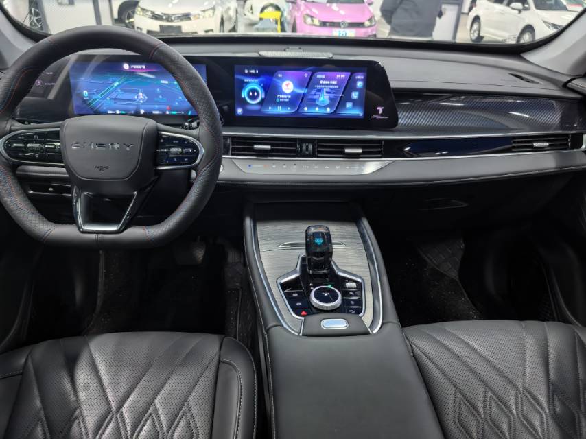 Chery 2023 Tiggo 7 PLUS 1.6TGDI Luxury
