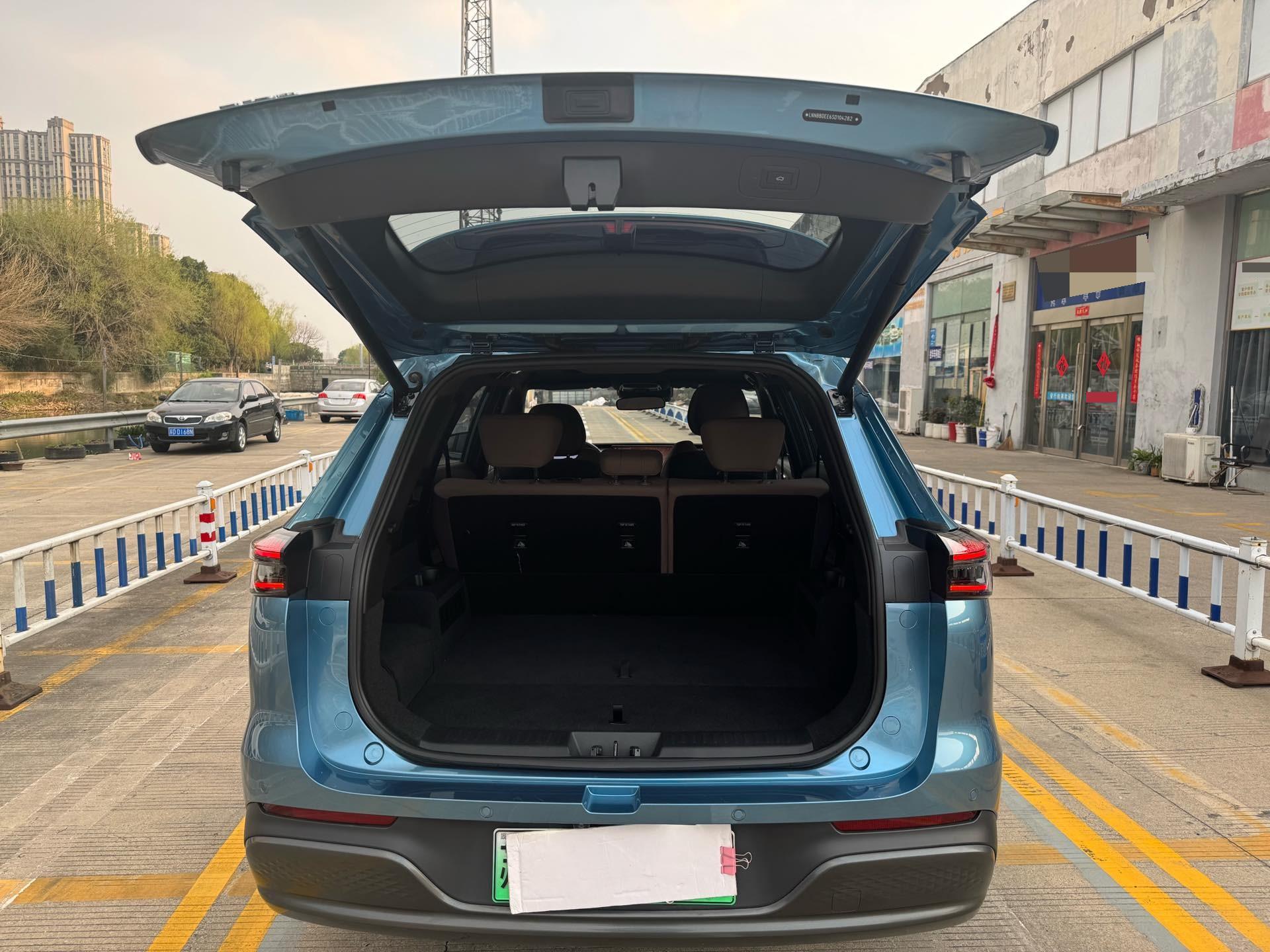 Chery 2022 Tiggo 8 PLUS Kunpeng e+ 1.5T Fengfan e+