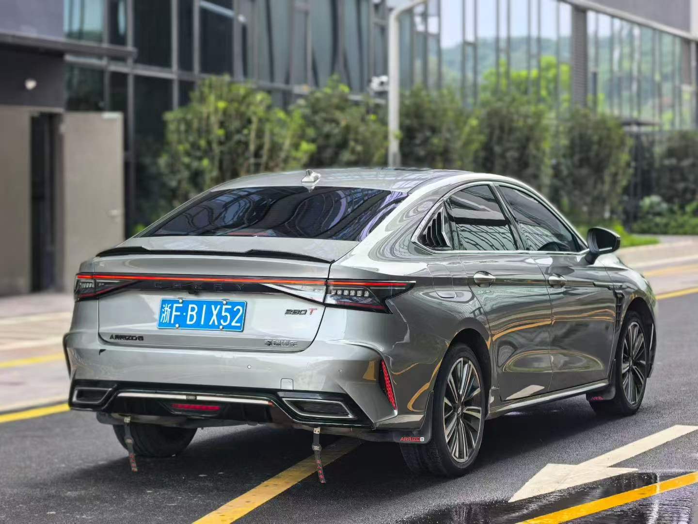 奇瑞 2022款 艾瑞泽8 1.6T 尚