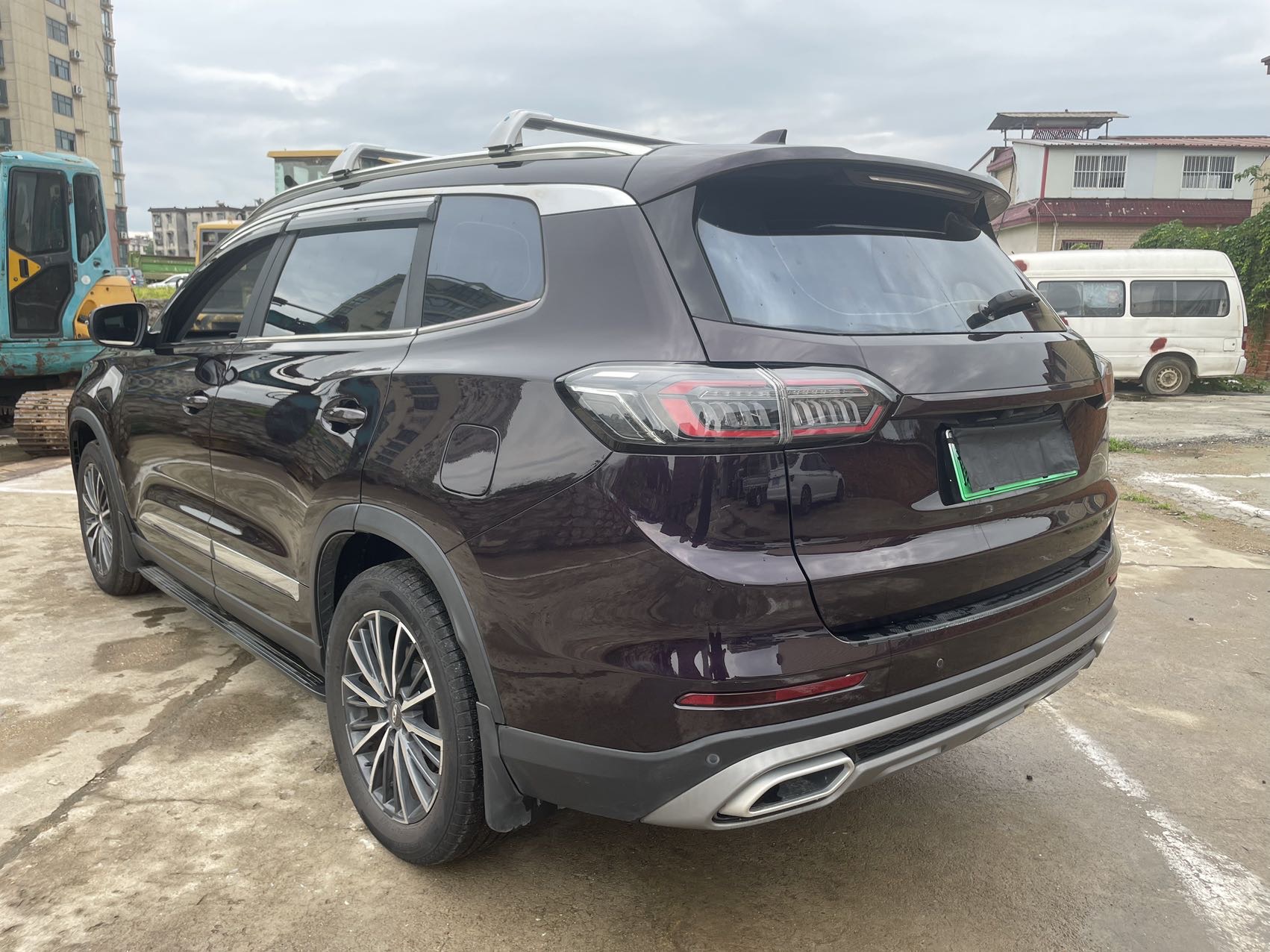 奇瑞 2022款 瑞虎8 PLUS 鲲鹏e+ 1.5T 风范e+