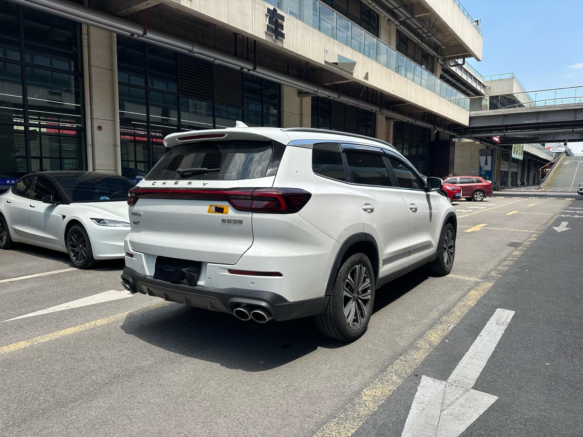 奇瑞 2023款 瑞虎8 1.6TGDI 290TGDI 鲲鹏版 超享版