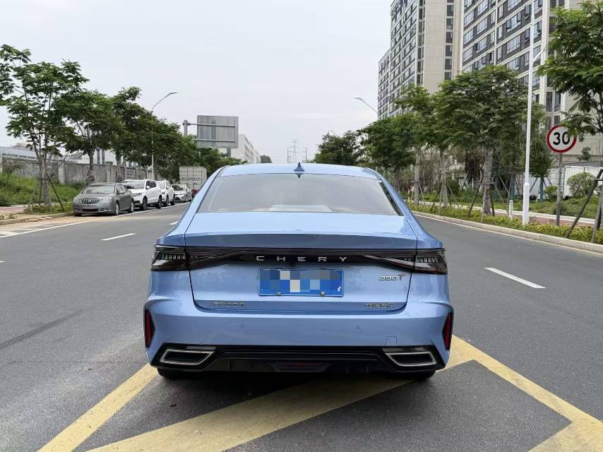奇瑞 2022款 艾瑞泽8 1.6T 臻