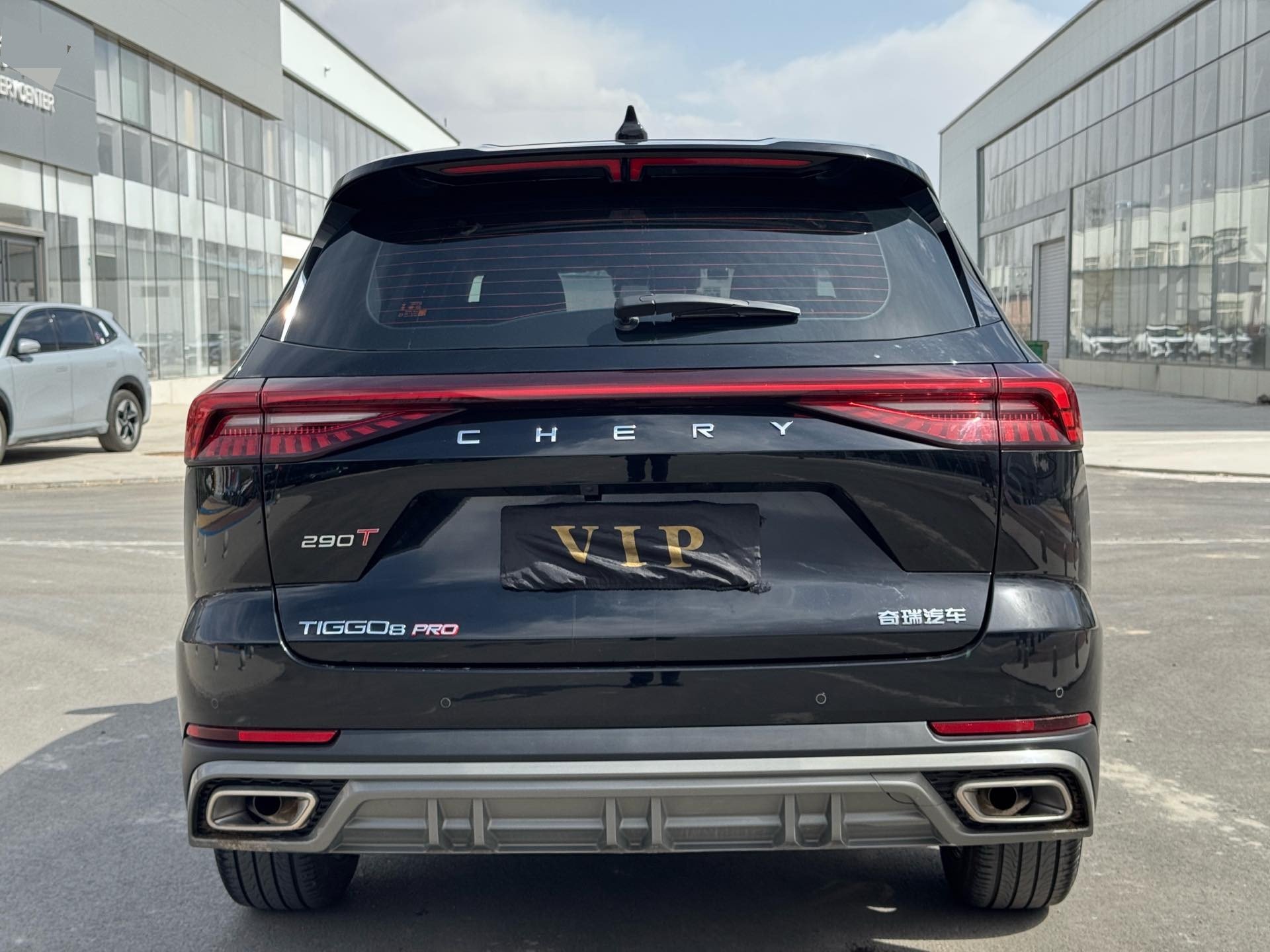 奇瑞 2026款 瑞虎8 1.6T 虎款 鲲鹏版 尊贵型