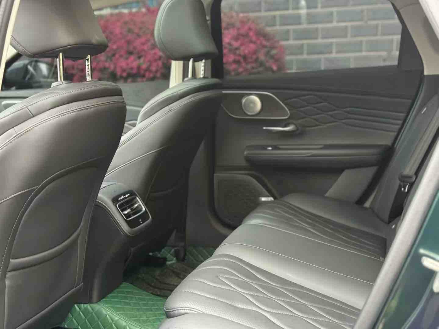 Chery 2025 Arrizo 8 Pro 2.0TGDI 390TGDI Zunxiang