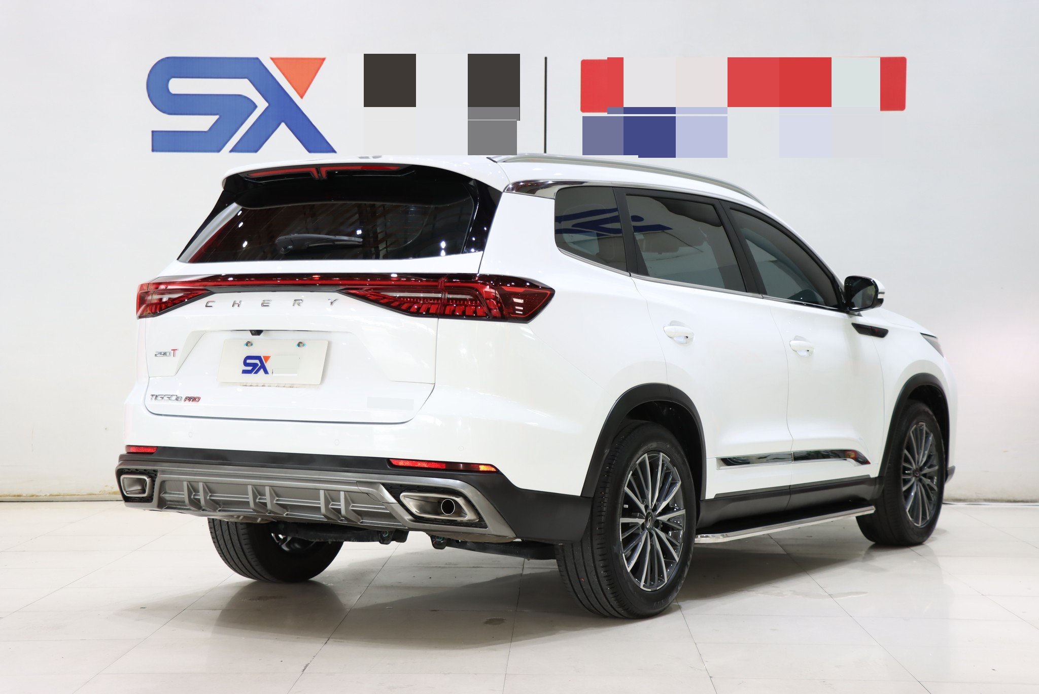 奇瑞 2024款 瑞虎8 PRO 1.6T 290T 冠军版两驱巅峰版5座