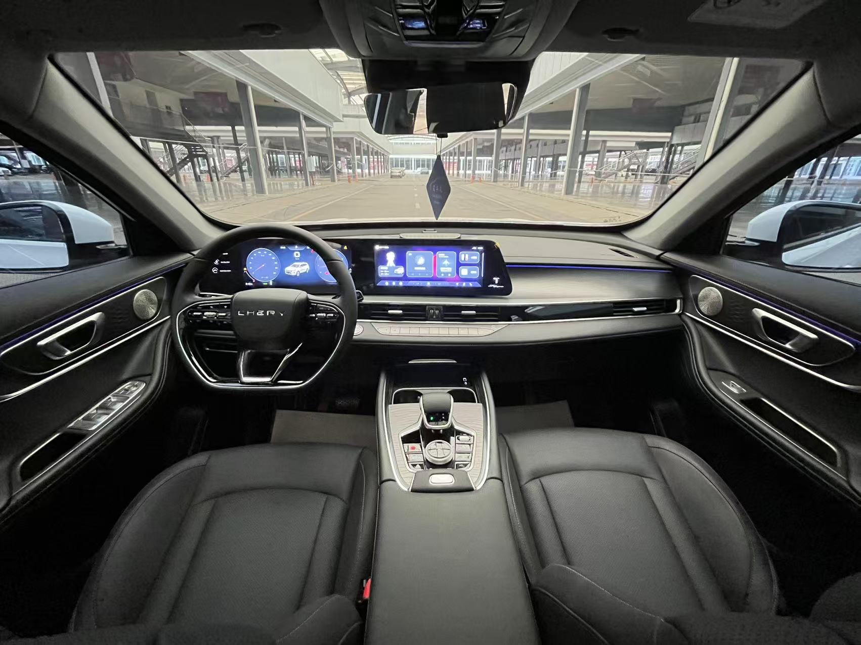奇瑞 2025款 瑞虎8 PRO 1.6T 290T 两驱豪华版