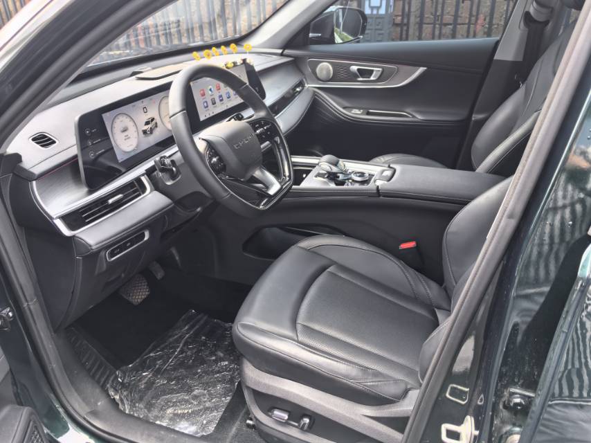 Chery 2025 Tiggo 8 PRO 1.6T 290T 2WD Premium Edition