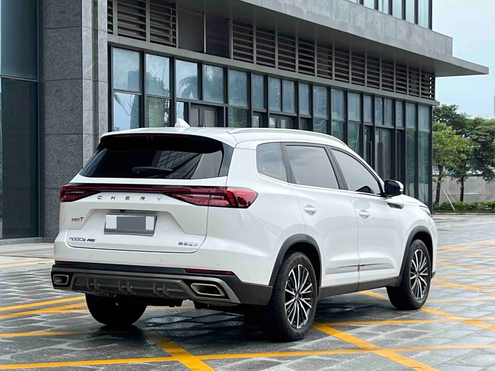 Chery 2025 Tiggo 8 PRO 1.6T 290T 2WD Premium Edition