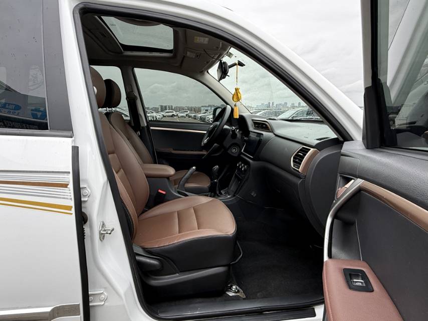 Chery Tiggo 8 2020 Tiggo 3 1.5 Million Global Edition Elite
